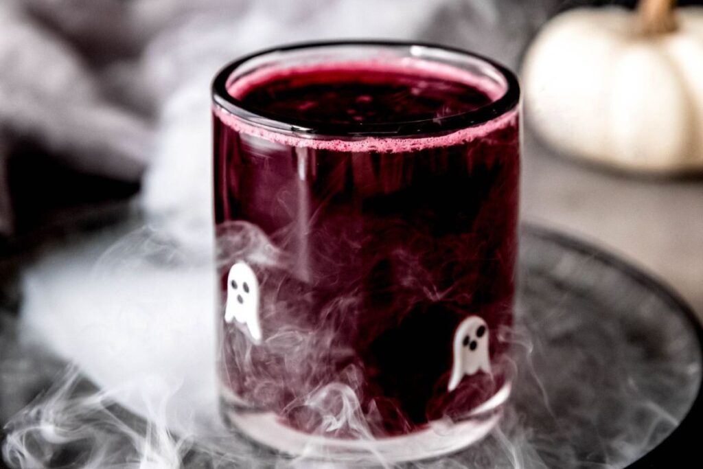 Bubbly Halloween Lemonade by The Oregon Dietician