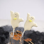 Ghost Cake Pops