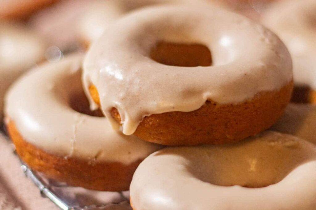 Pumpkin Spice Donuts by Chenee Today