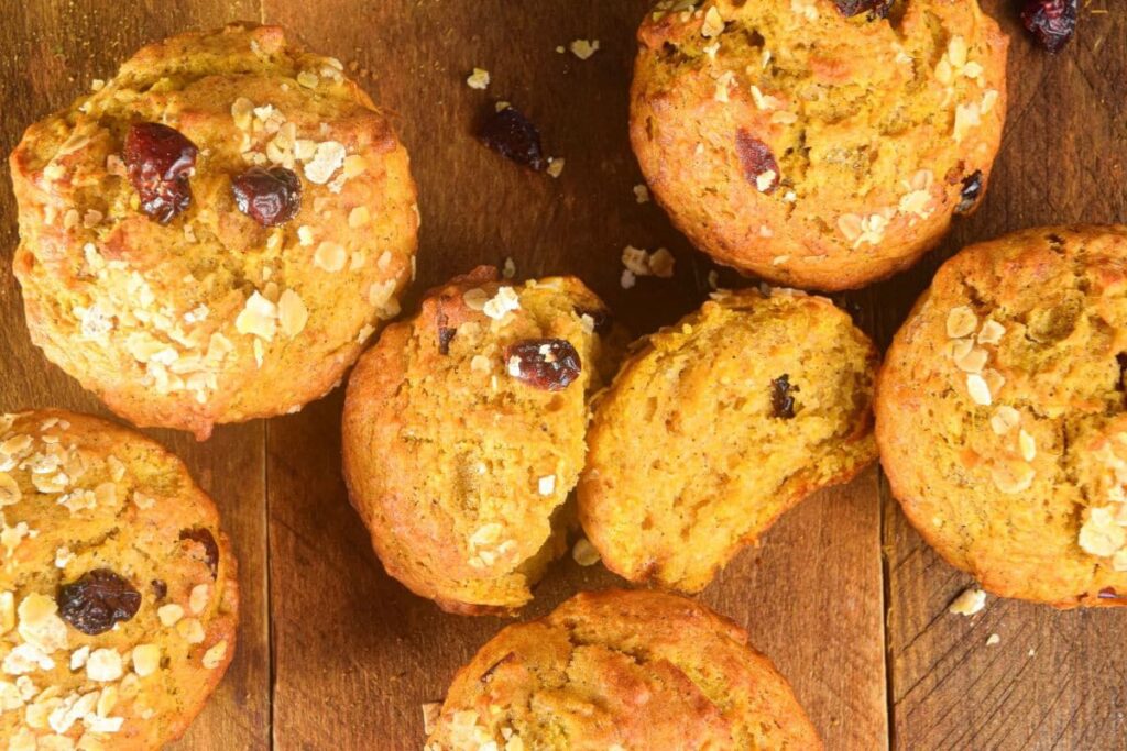 Pumpkin Spice Oatmeal Muffins by In The Kitch
