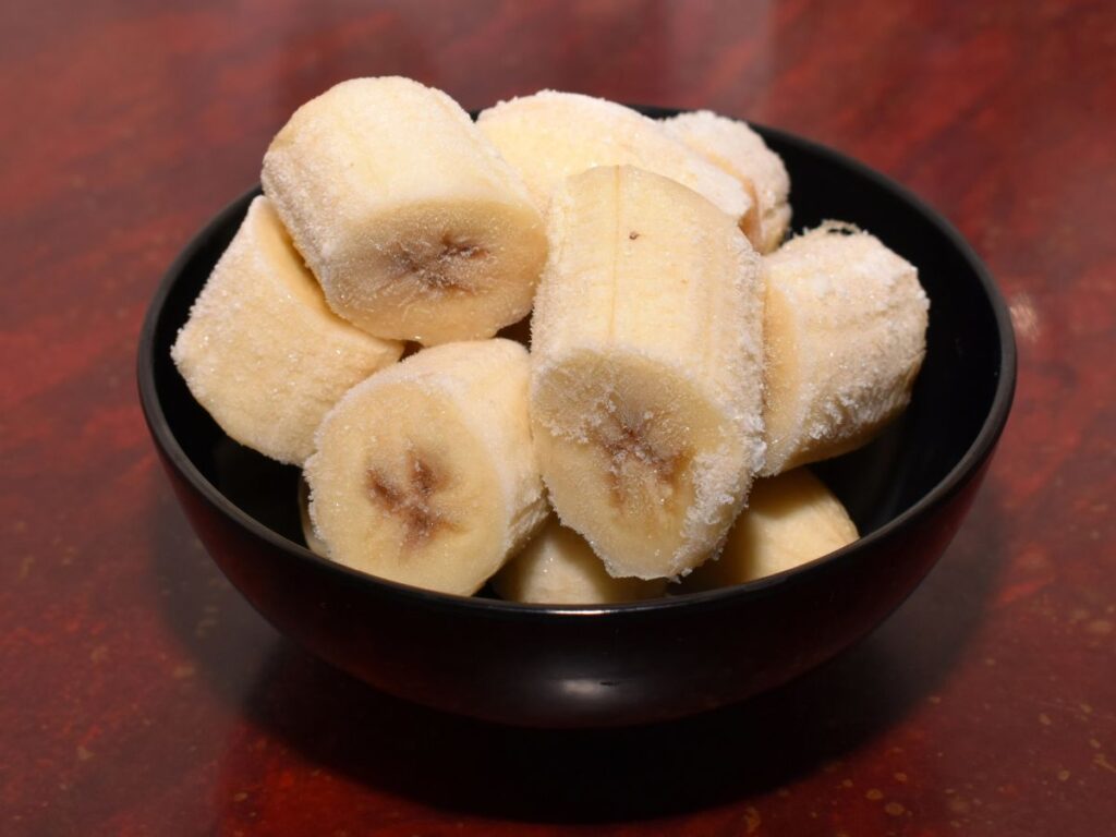 frozen banana chunks