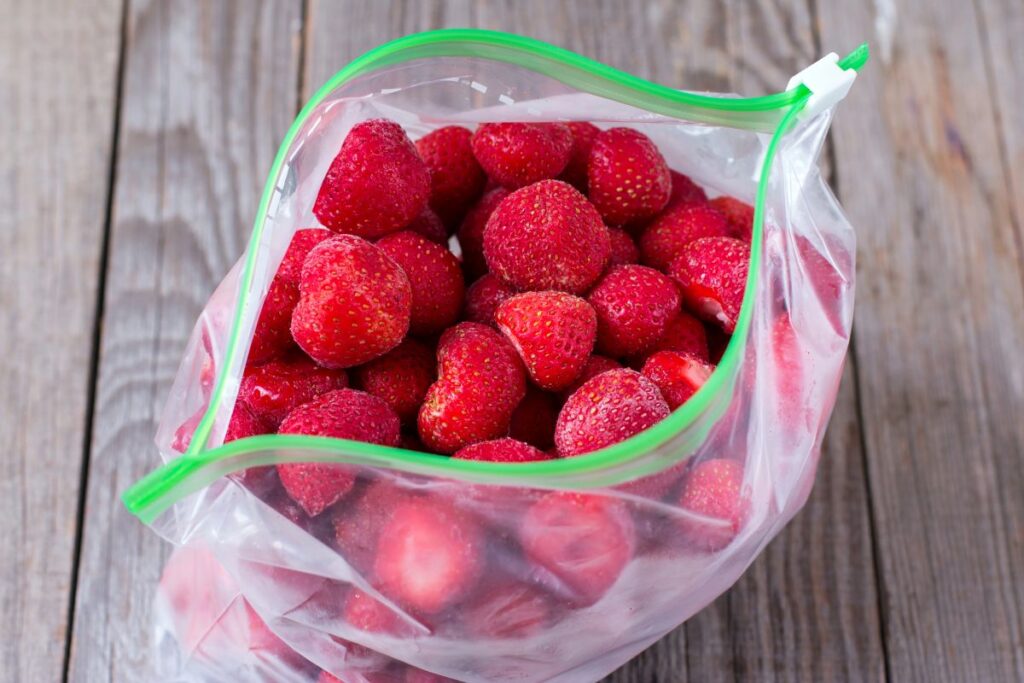 how to freeze fresh strawberries