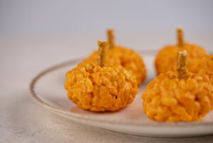 step 7 halloween rice krispie treats