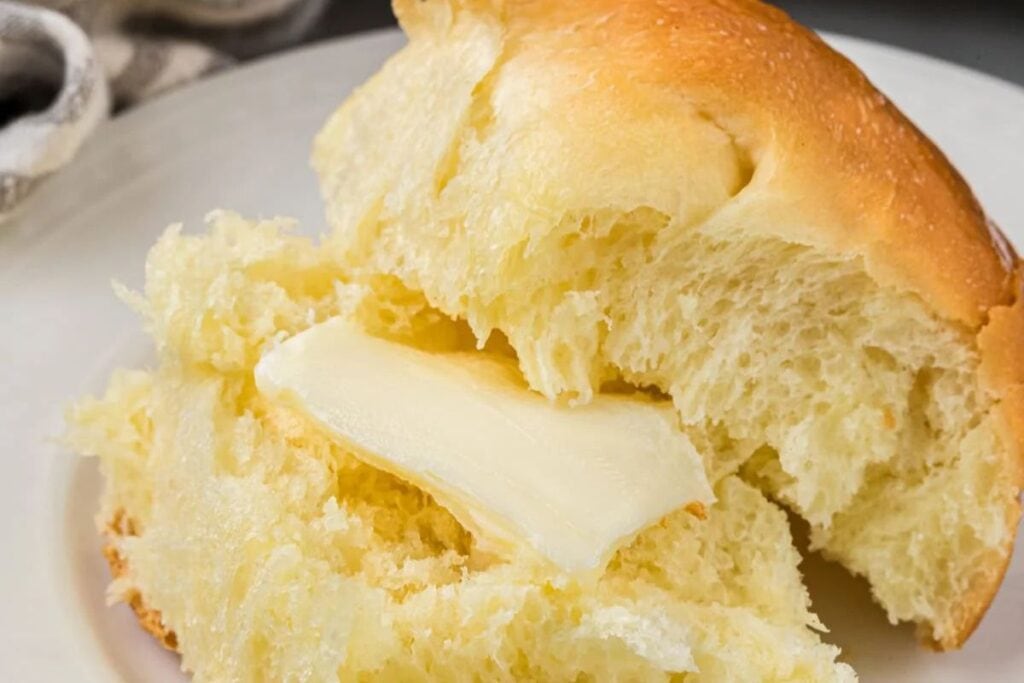 Big Soft Fluffy Dinner Rolls by Risas Family Kitchen