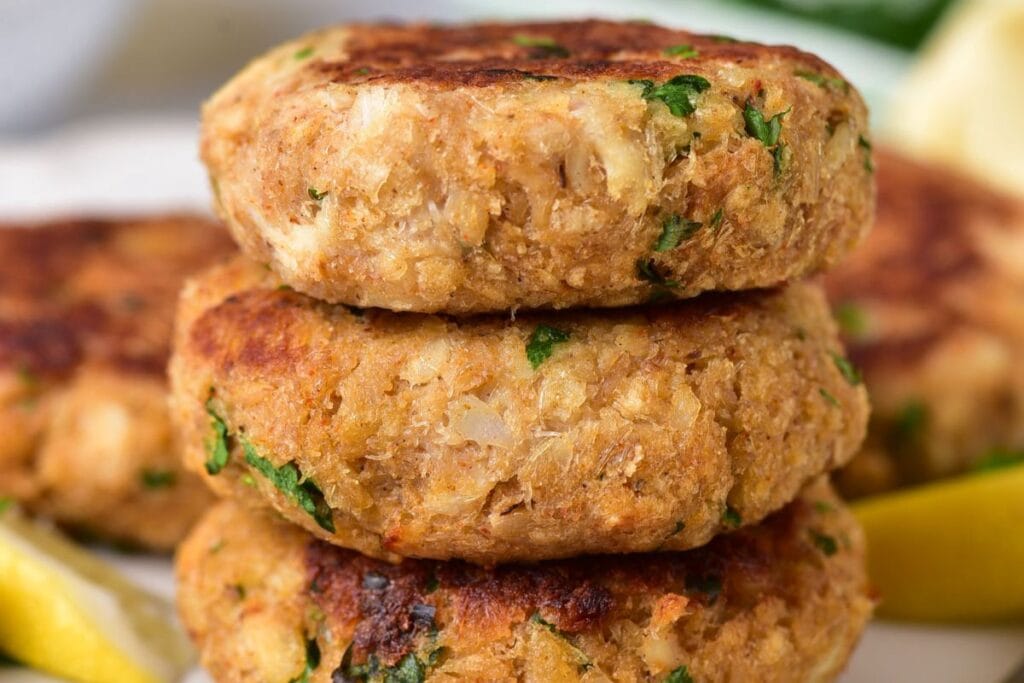 Easy Maryland Crab Cakes by The Happier Homemaker