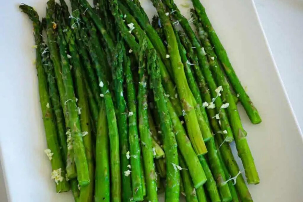Oven Roasted Asparagus by Small Town Woman