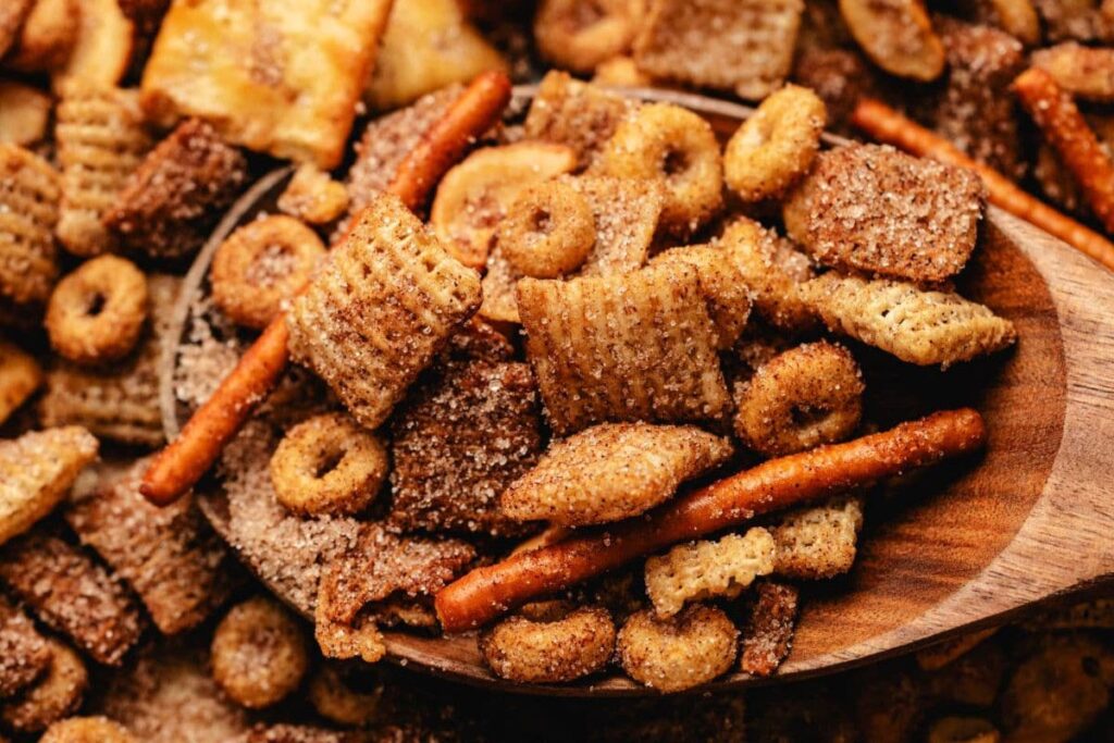 Cinnamon Sugar Sweet and Salty Chex Mix by I Heart Eating