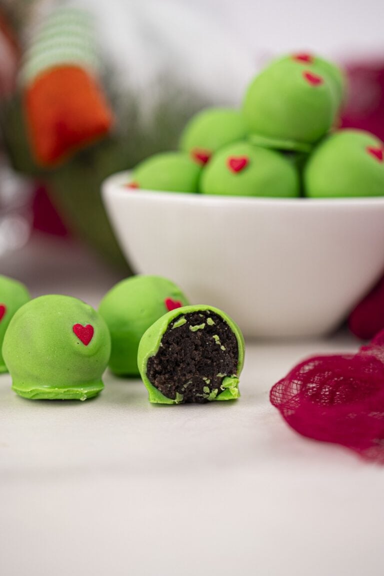 Grinch Oreo Balls
