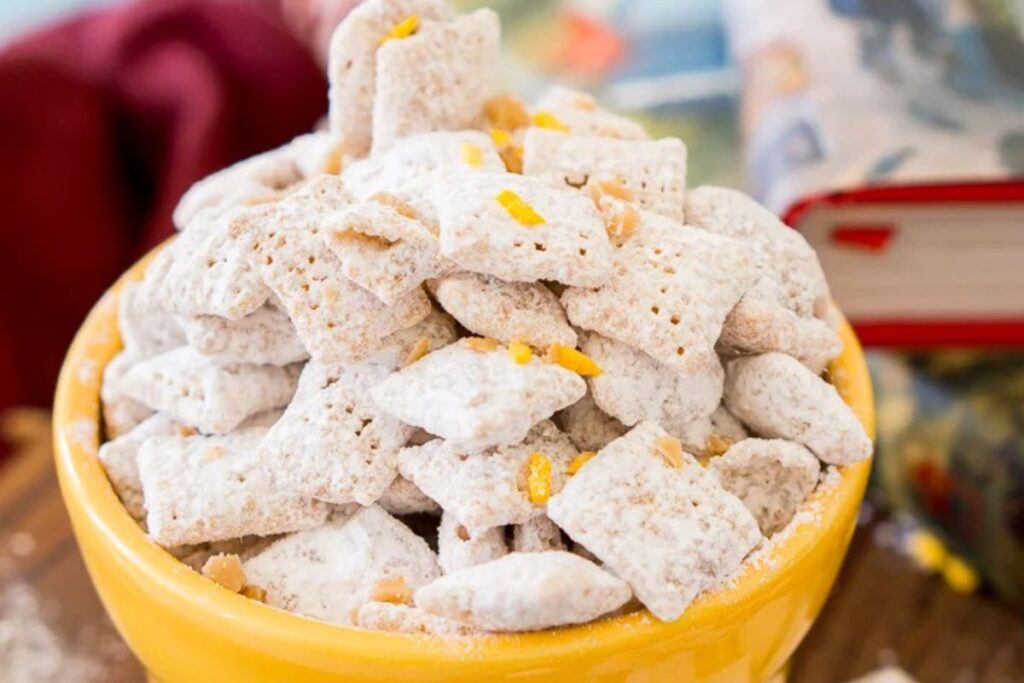 Harry Potter Butterbeer Muddy Buddies by Sugar and Soul