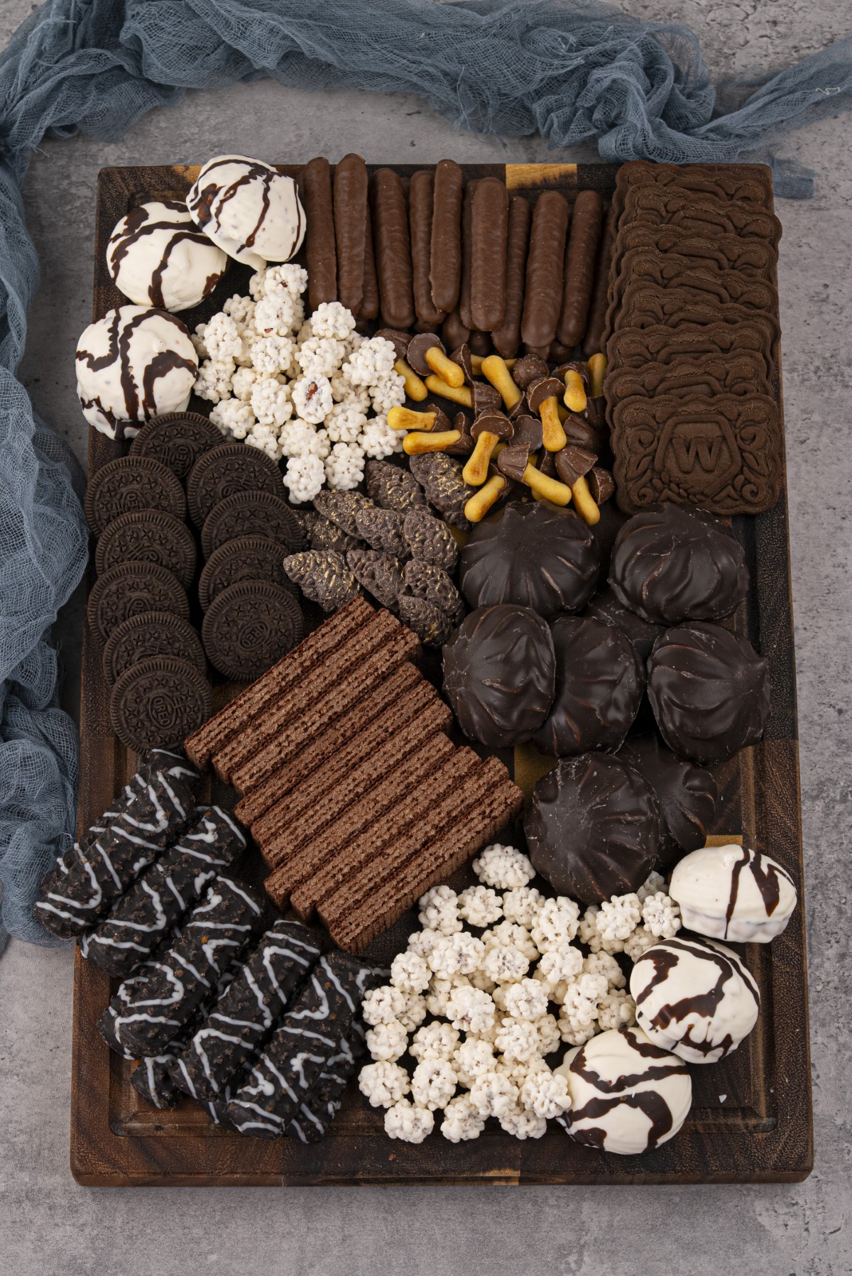 New Year’s Eve Dessert Board Recipe