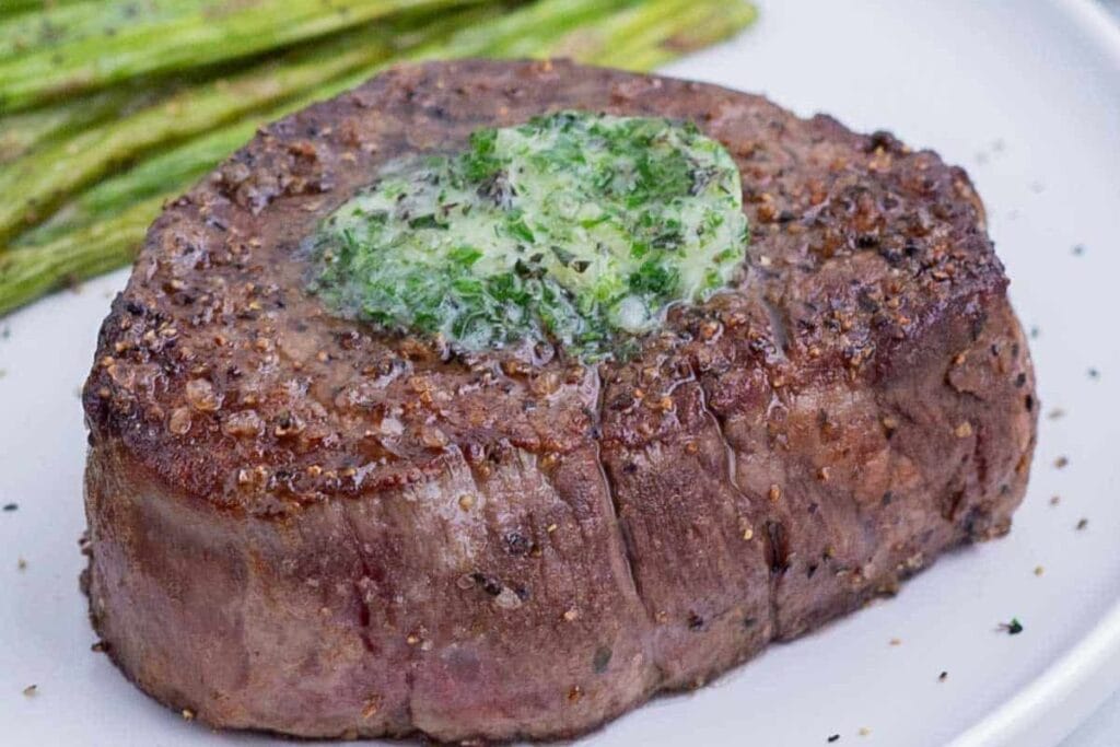 Oven Baked Filet Mignon by Evolving Table