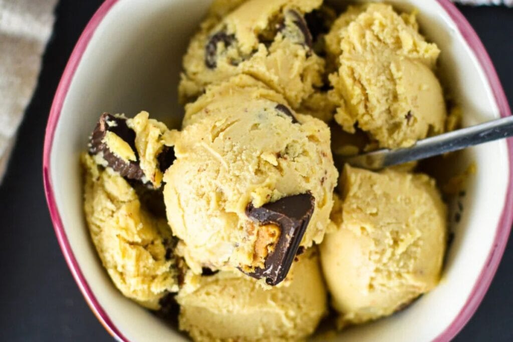 Peanut Butter Cup Ice Cream by A Taste of Madness