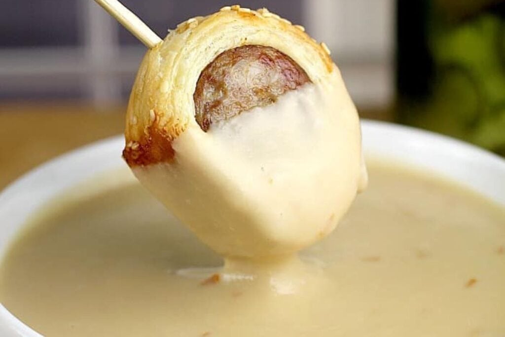 Smoked Gouda Fondue by Ericas Recipes