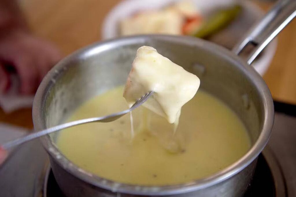 Swiss Fondue by Them Bites