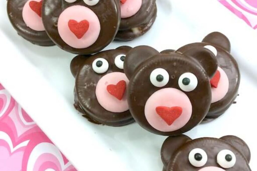 Valentine Teddy Bear Oreos by In The Kids Kitchen