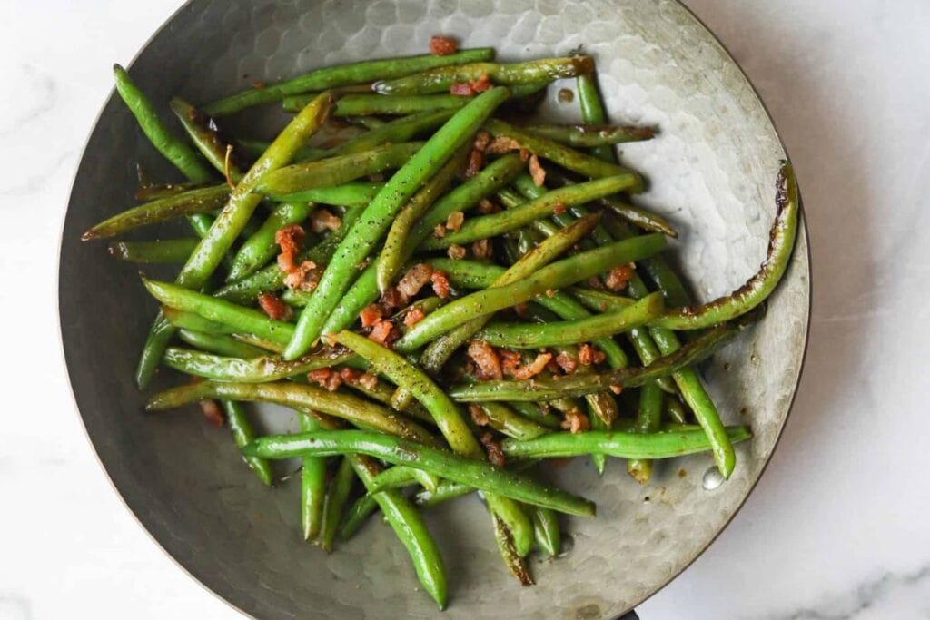 Balsamic Green Beans with Bacon by The Healthy Epicurean