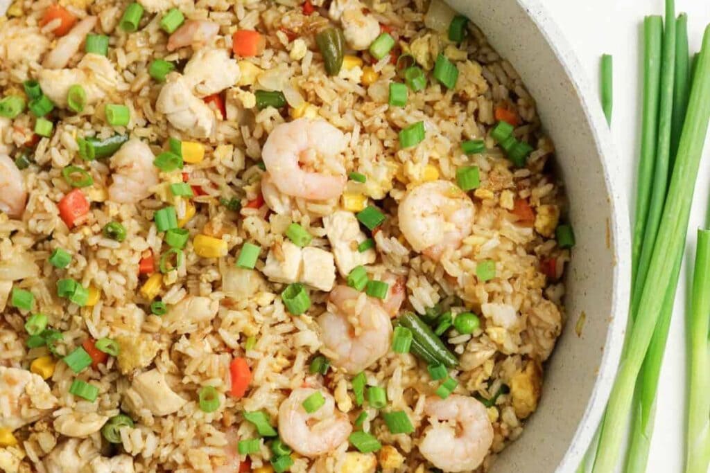 Shrimp and Chicken Fried Rice by Low Calorie Eating