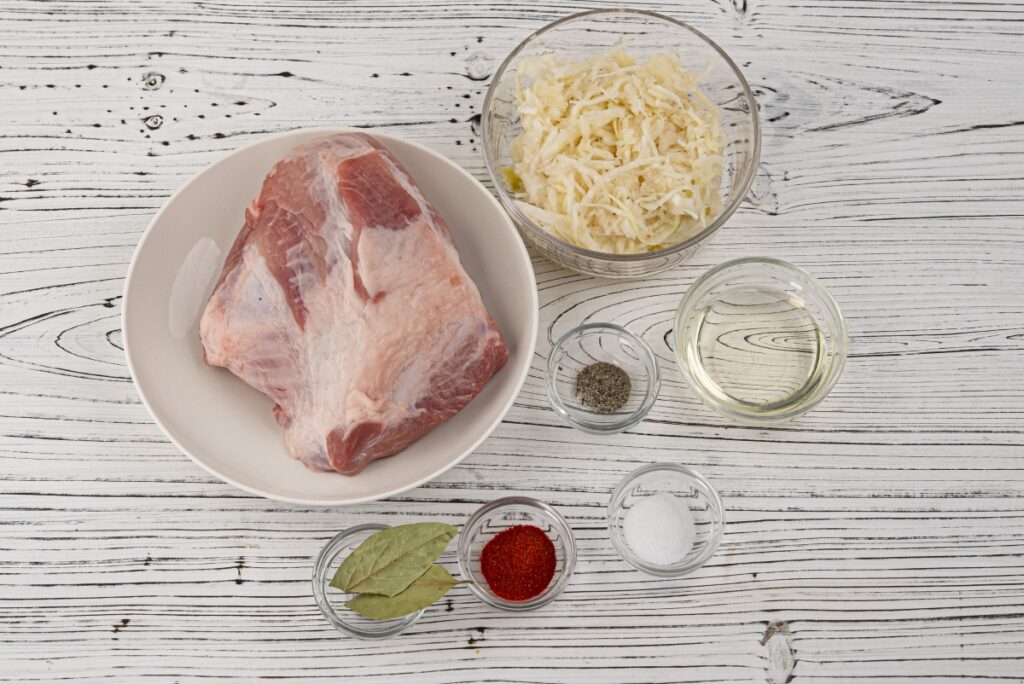 slow cooker pork and sauerkraut ingredients