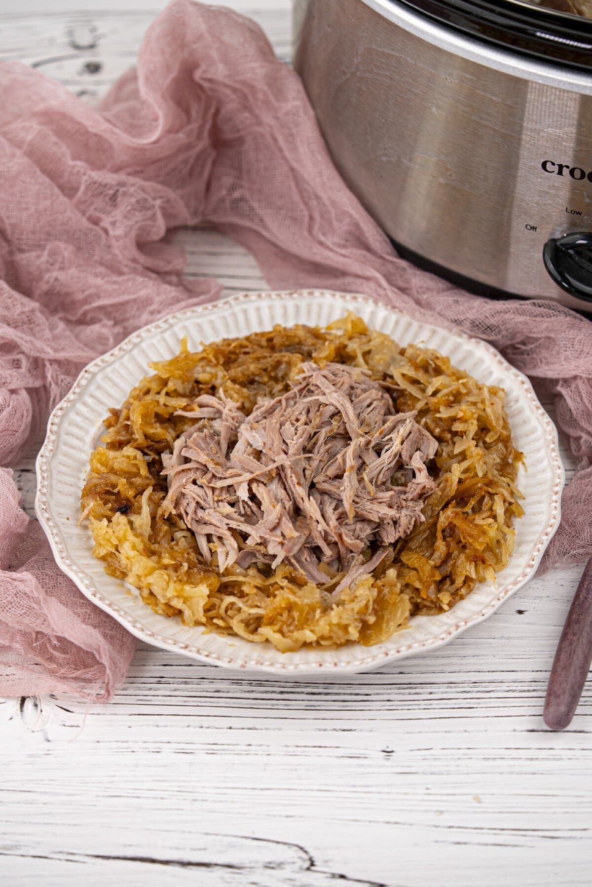 slow cooker pork and sauerkraut recipe